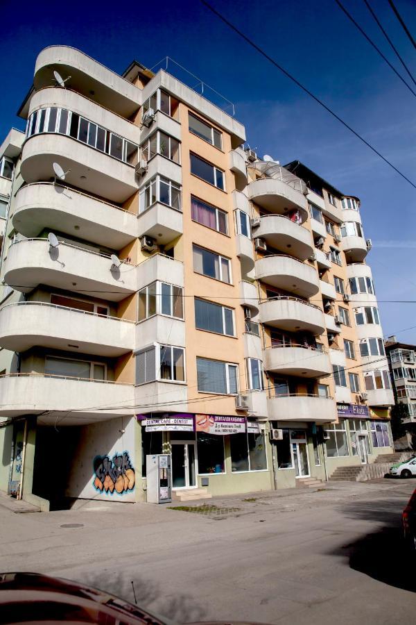 Stadium Apartments Велико-Тырново Экстерьер фото